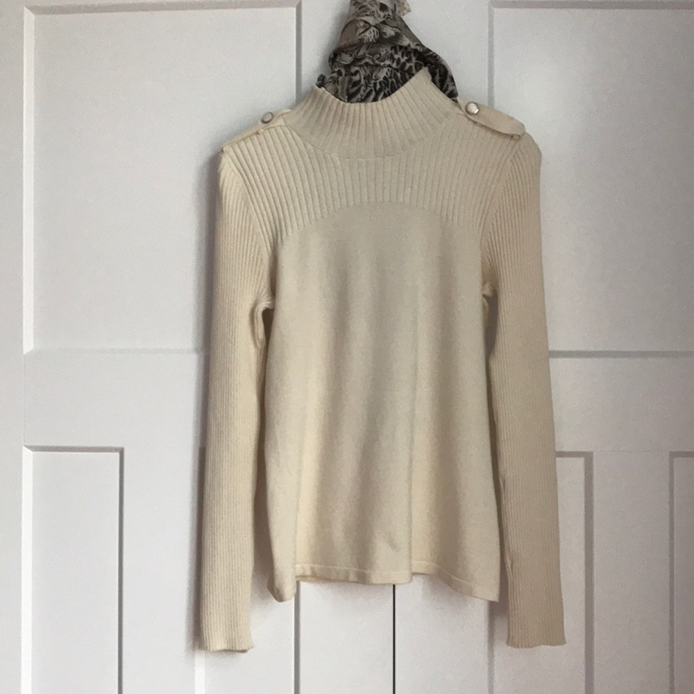 STUNNING CREAM SILK BLEND SWEATER